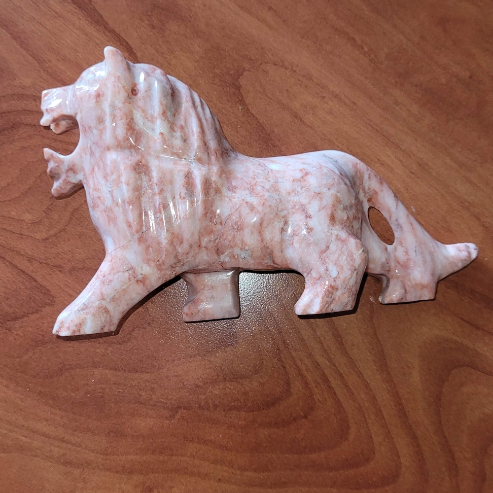 Marble lion
